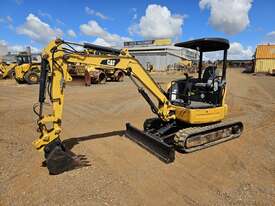 Used 2010 Caterpillar 303C CR Excavator *CONDITIONS APPLY* - picture0' - Click to enlarge