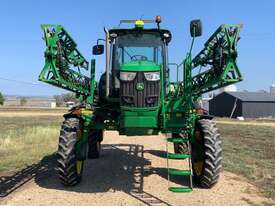 2018 John Deere R4023 Self Propelled Boom Spray - picture0' - Click to enlarge
