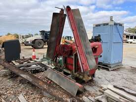 Boom Spray 
Silvan Custom Boom Spray Unit, Approx 800 Litres, Approx Width 6 Metres, PTO Driven, Unk - picture2' - Click to enlarge