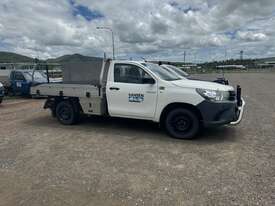 2020 Toyota Hilux Workmate - picture0' - Click to enlarge