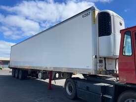 2010 Maxitrans ST3-OD Tri Axle Refrigerated - picture0' - Click to enlarge