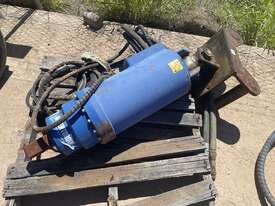 Earth Drill Auger Attachment - picture0' - Click to enlarge