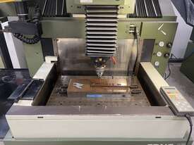 Makino EDNC43-A8MA CNC Sinker Type EDM (Electrical Discharge Machine), 8 Station Electrode Changer - picture0' - Click to enlarge