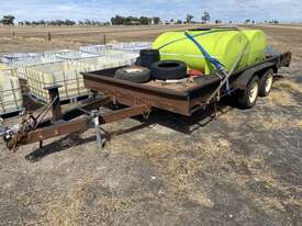 2015 United Tandem Axle Water Trailer - picture0' - Click to enlarge
