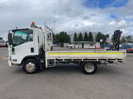 2014 Isuzu NPR 200 Short Tray Top - picture2' - Click to enlarge
