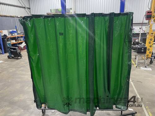 Welding screen