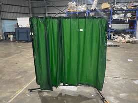 Welding screen - picture0' - Click to enlarge