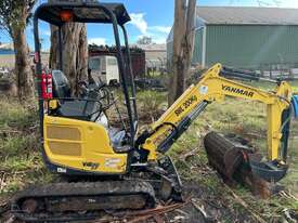 Yanmar ViO17 1917h - picture0' - Click to enlarge