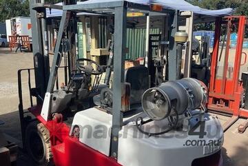 Nissan PJO2A25 2500kg 4000mm LPG Forklift REDUCED PRICE