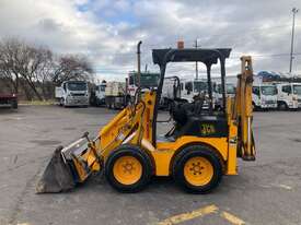 2003 JCB 1CX Mini Backhoe/Loader - picture2' - Click to enlarge