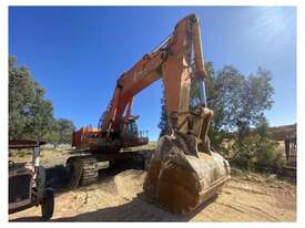 Hitachi EX1100-3 Excavator - picture1' - Click to enlarge