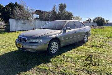 Holden 1999   STATESMAN V6