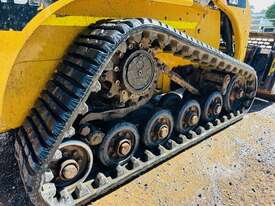 2009 Caterpillar 257B Skid Steer and Attachments - picture2' - Click to enlarge