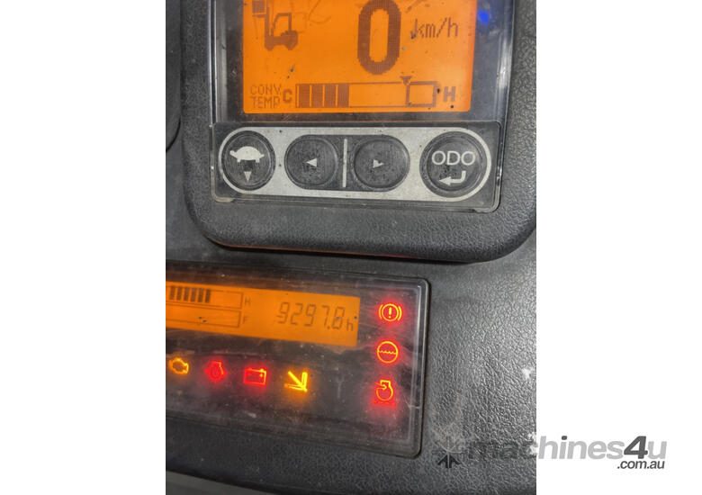 caption Toyota 2.5 LPG Forklift - Sideshift & Fork Positioner