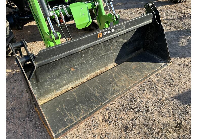 caption Deutz 4080E Cab tractor with 4in1 Loader