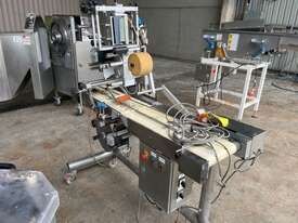 ELS Labelling Machine AK2-SCBS202HP with manual - picture0' - Click to enlarge