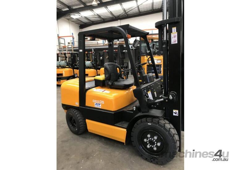 caption CPCD35 - 3.5T Diesel Forklift | 60HP Engine | 4.5M Lift Height | Automatic Transmission | Pneumatic