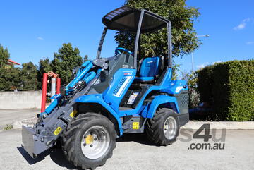 7.2K Multione Heavy Lift Mini Wheel Loader with 1200kg Lifting Capacity - Premium Options Standard