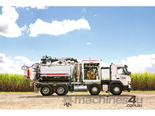 Volvo FMX11 Vacuum Tanker Truck
