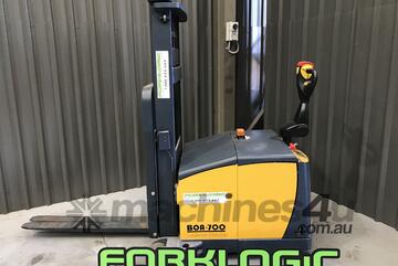 Sumi BOA 0.7-2.5 Electric Walk Behind Legless Stacker