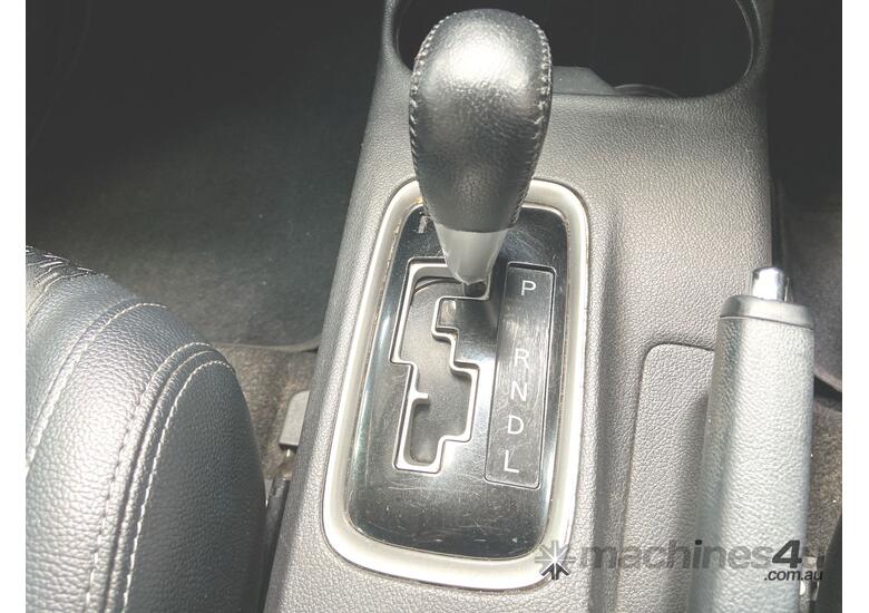 caption 2014 Mitsubishi Outlander LS 7 Seat 4WD Wagon T/Diesel (Auto)