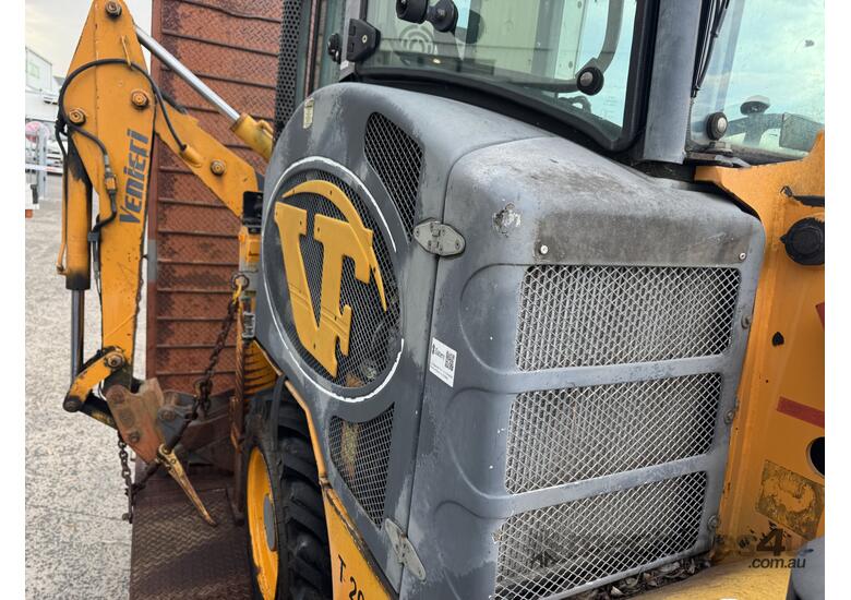 caption Venieri VF 133B (Inc. Beavertail Plant Trailer & Attachments) (Council Asset)