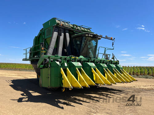 John Deere 7760 Cotton Picker/Stripper Harvester/Header