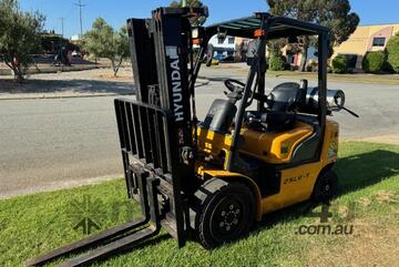 Forklift Hyundai 25LE-7 2.5 Tonne Gas 2022 1835 hrs