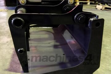 Mini Skid Steer / Track Loader Grapple Bucket Attachment