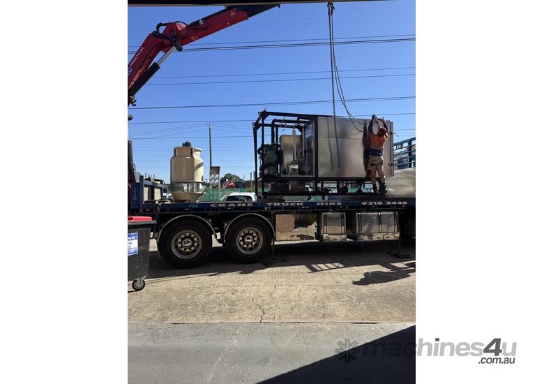 caption Vacuum Freeze Dryer – Model FD-10C (150kg Capacity) – Non-Operational