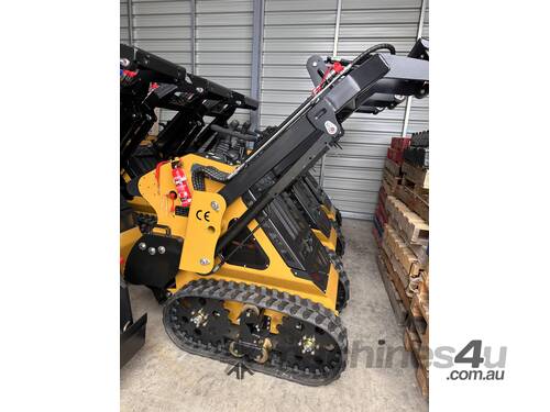 caption Skid Steer Loader - Tracked - Rover TWH 823 Twin Joysticks, Honda Engine