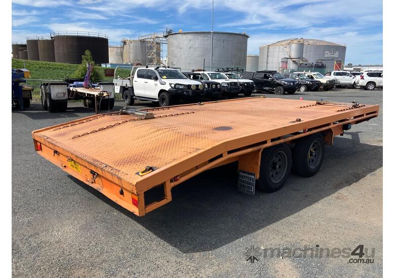 caption 2016 HOPPERS CROSSING TRAILERS Tandem Axle Beaver Tail Plant Trailer