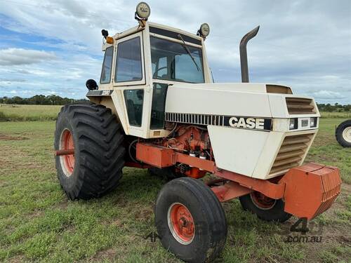 caption 1980 CASE 2390 TRACTOR