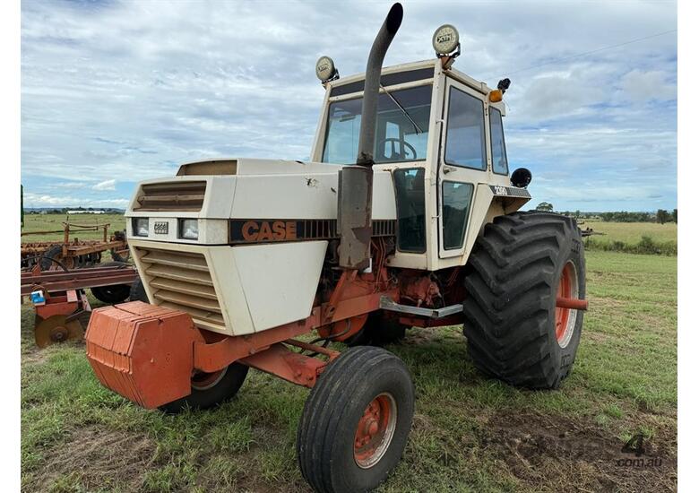 caption 1980 CASE 2390 TRACTOR