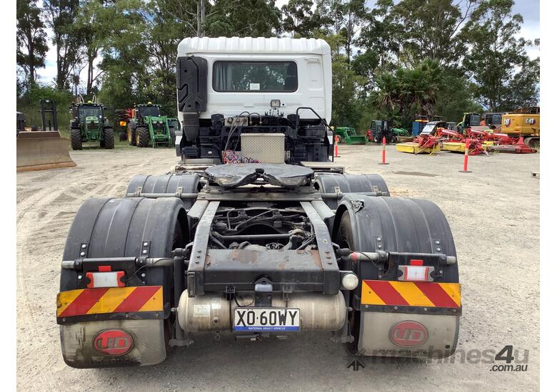 caption 2014 Nissan UD Quon GW26 470 Prime Mover Sleeper Cab