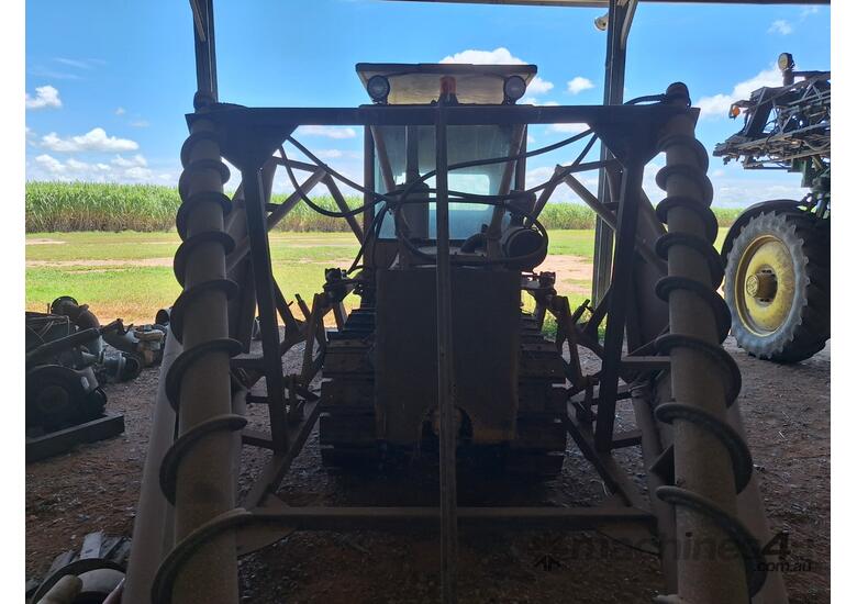 caption Caterpillar D4 Dozer (Steel Track)