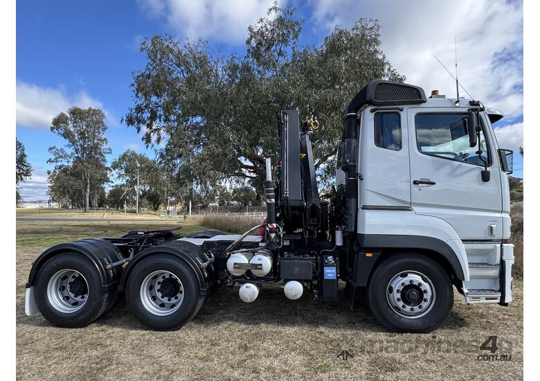 Mitsubishi Fuso FV500 6x4 Automatic Prime Mover with Hiab Crane.  One Fleet Owner.