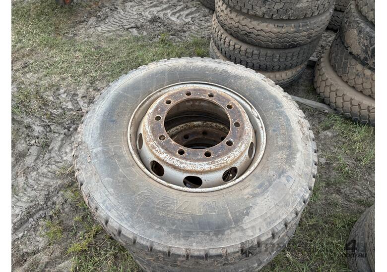 caption Qty4 x Truck Tyres & Rims