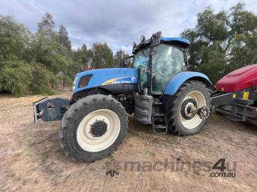 New Holland T7060