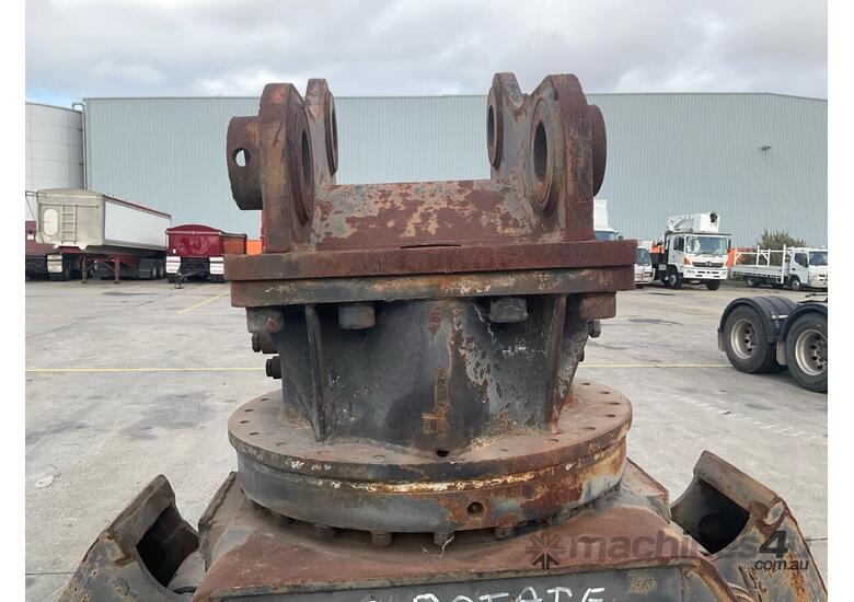 caption JCB Rotating Grab Attachment