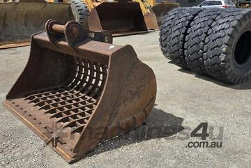 2015 Impact Construction Equipment Skeleton bucket