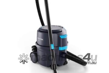 VP400 Commercial Dry Vacuum HEPA, Cordwinder