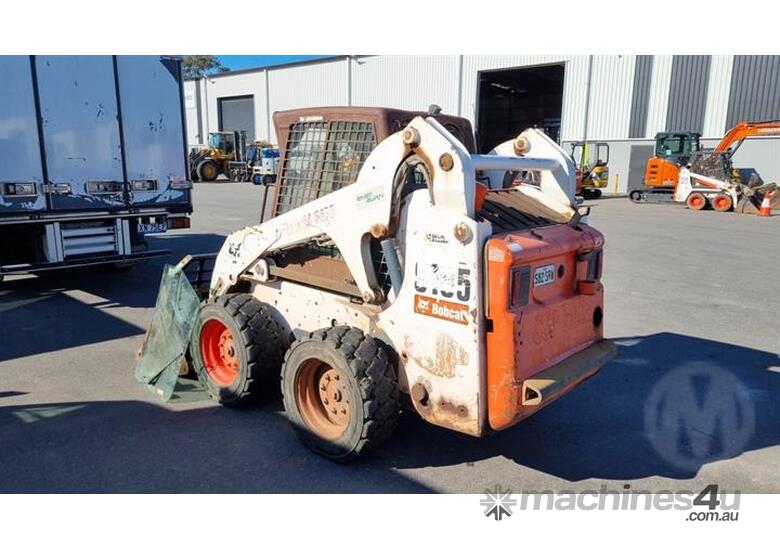 caption Bobcat S185