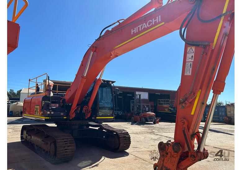 2018 Hitachi ZX360LC-5 Excavator