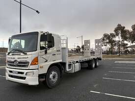 2014 Hino GH8J   6x2 Beavertail - picture0' - Click to enlarge