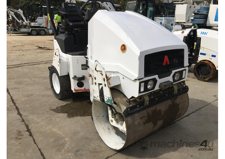 2019 Ammann ARX 26-2 Light Tandem Vibratory Roller 