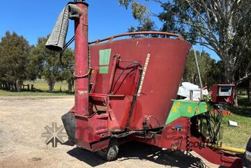 VERTI - MIX 1050 - STRAUTMANN FEED MIXER 2007 MODEL