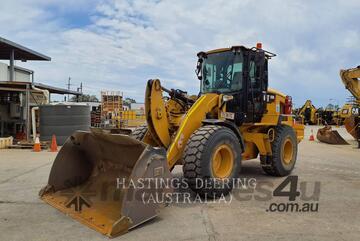 CAT 930K Wheel Loaders integrated Toolcarriers