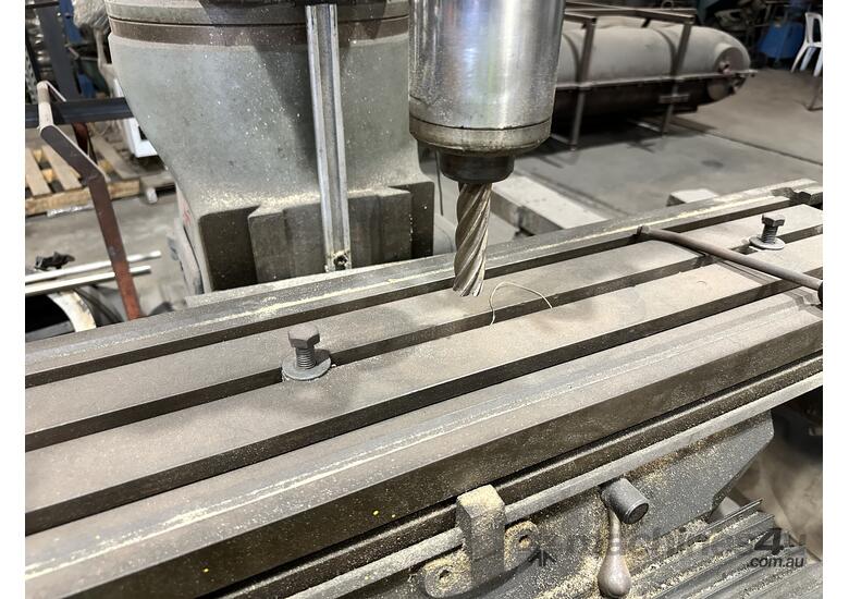 Bridgeport Universal Milling Machine