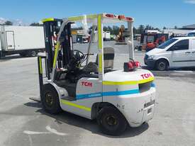 TCM FD30T4C - picture2' - Click to enlarge